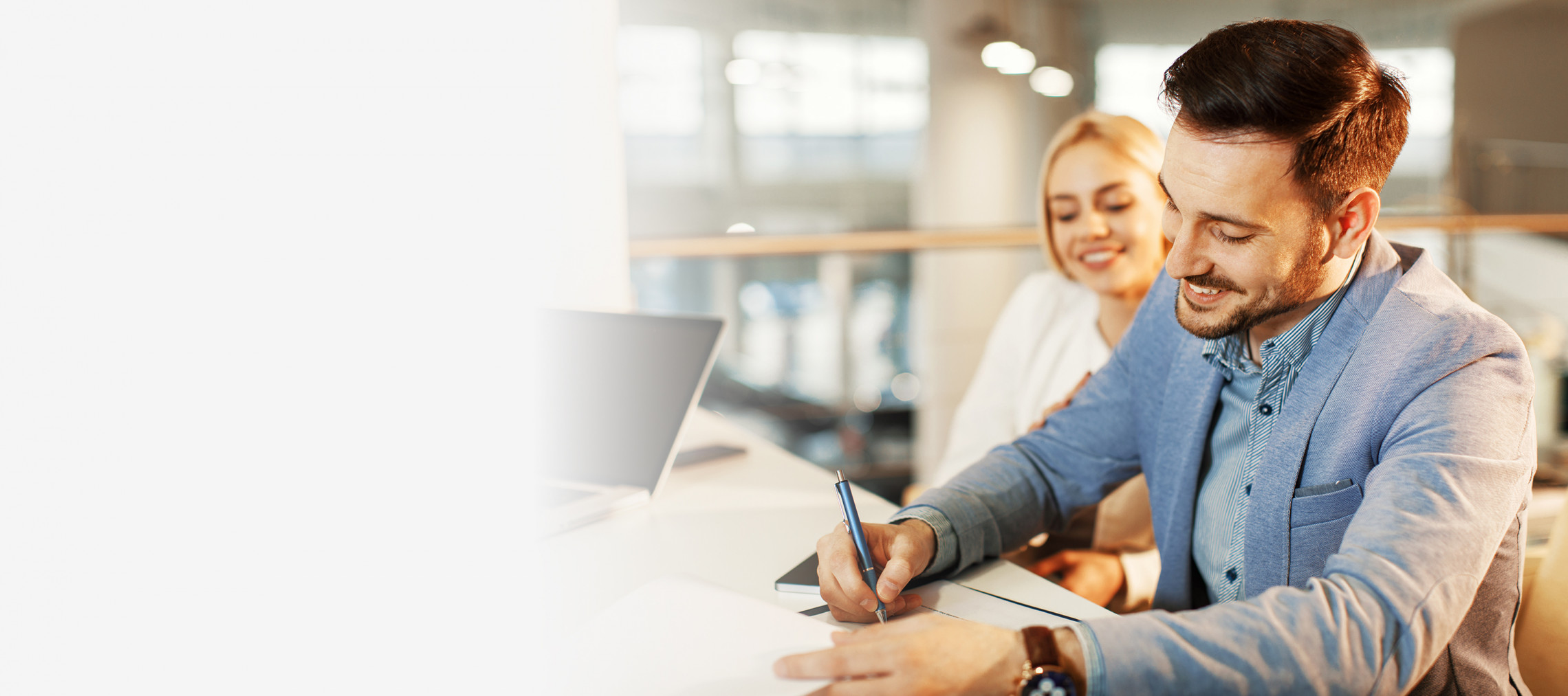 Bei Verträgen rechtlich abgesichert sein.jpg